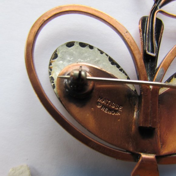 SALE Vintage Renoir Matisse Brooch Apple Shape Copper Tone - Picture 7 of 7